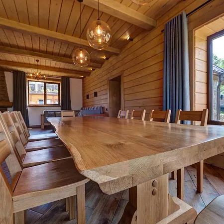 5 стефанія Chalet Mykulychyn